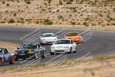 media/Jun-01-2025-CalClub SCCA (Sun) [[eae223c5dd]]/Group 5/Lap race/